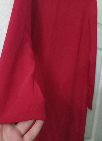42 Beden kırmızı Renk Kırmızı iç elbise