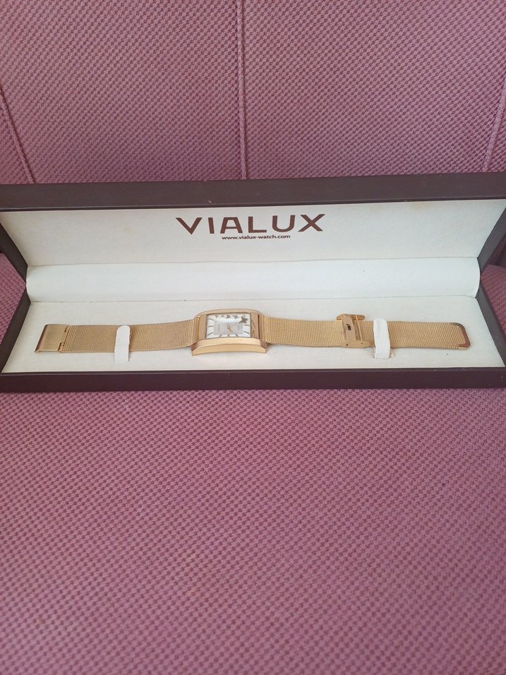 Vialux Kadın Altın Renk Metal Saat - Görsel 2