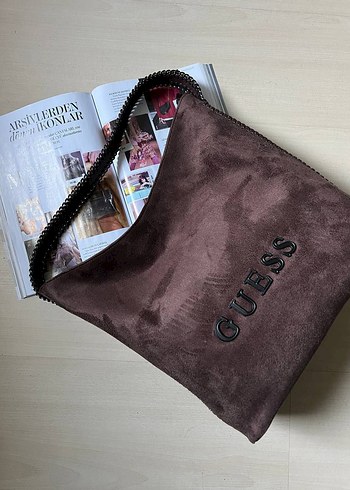 Guess Kadın Kahverengi Süet Fermuarlı Çanta