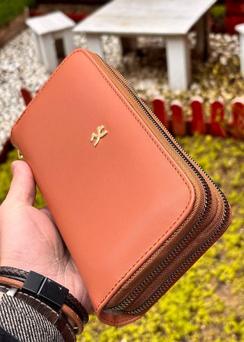 Dikiş Detaylı Kahverengi Deri Fermuarlı Kadın Cüzdanı
