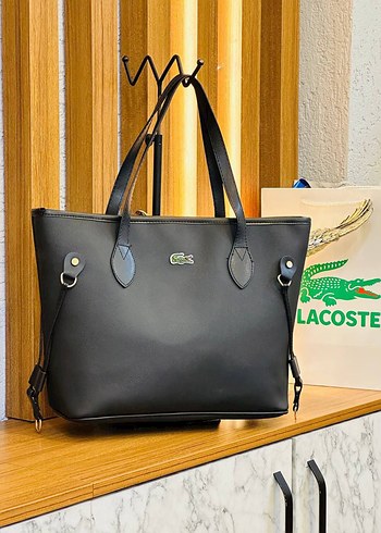Lacoste Siyah Deri Kadın Omuz Çantası