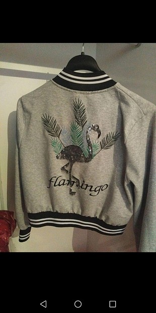 arkası flamingolu güzel hırka 