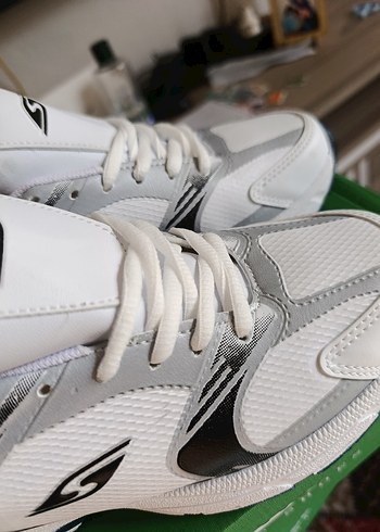 Beyaz Gri Kadın Spor Ayakkabı Velcro - Görsel 3