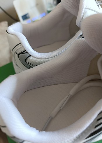 Beyaz Gri Spor Ayakkabı Velcro Bağcıklı - Görsel 4