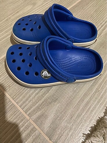 Crocs 24 numara terlik