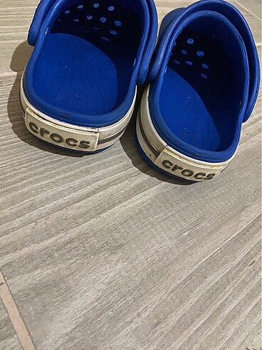 24 Beden mavi Renk Crocs 24 numara terlik