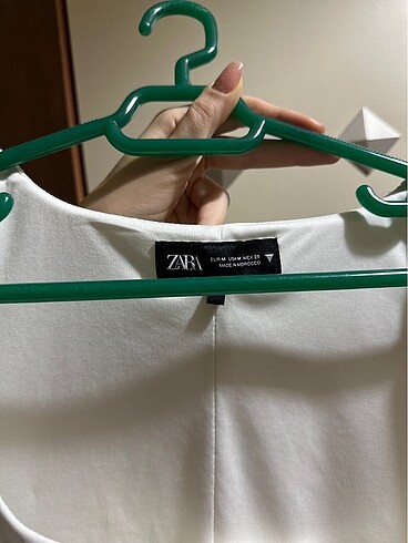 m Beden beyaz Renk Zara bluz