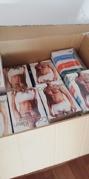 l Beden çeşitli Renk Calvin Klein