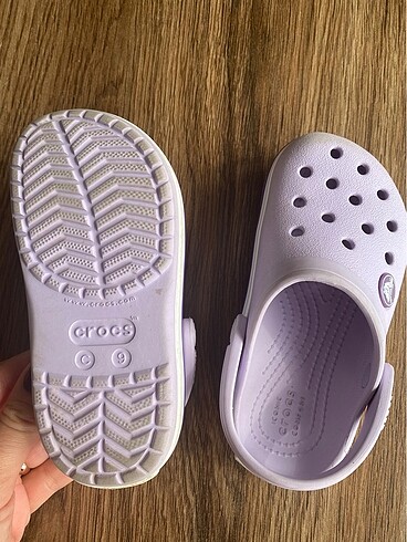 24 Beden Crocs terlik