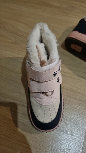 LC Waikiki KIZ ÇOCUK KAR BOTU 27