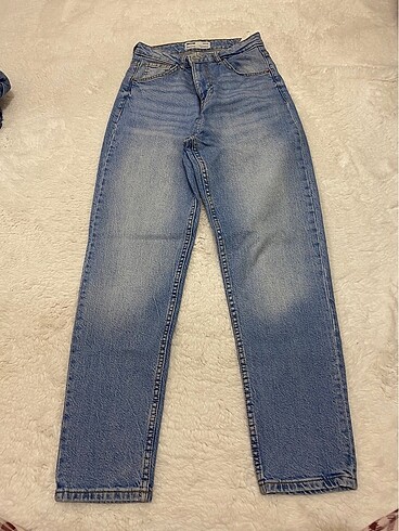 Bershka mom jean