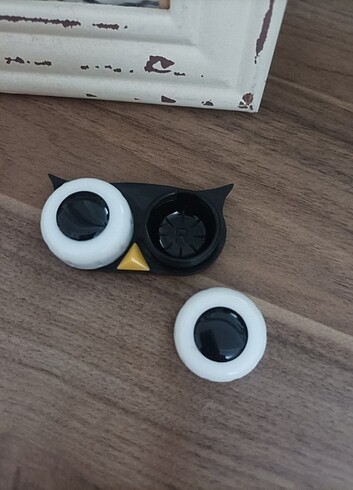 Accessorize Baykuş şeklinde lens kabı 