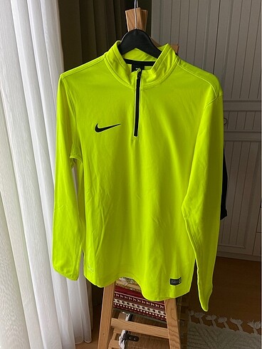 Nike Antrenman Üstü