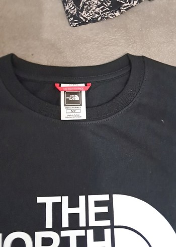 The North Face Siyah Erkek Tişört - Görsel 2