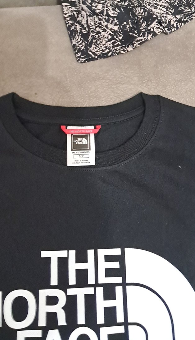 The North Face Siyah Erkek Tişört - Görsel 2