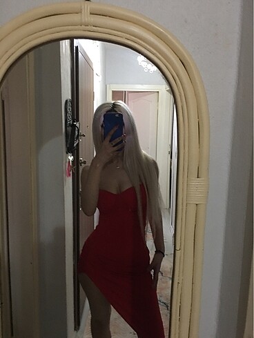 s Beden Derin yırtmaçlı kırmızı mini elbise