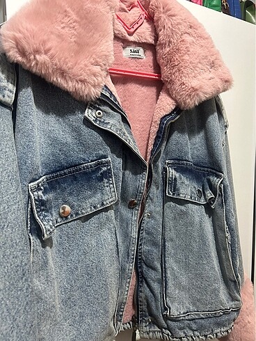Bershka Pembe kürklü kot ceket