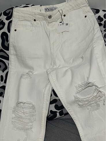 Etiketli beyaz mom jean - Görsel 2