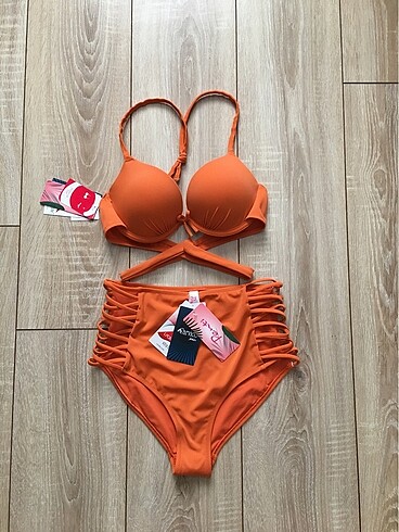 Yüksek bel bikini takım