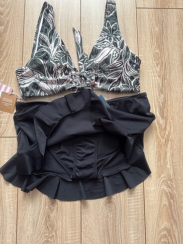 xxl Beden Etekli bikini takım