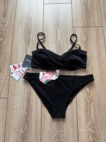 Bikini takım