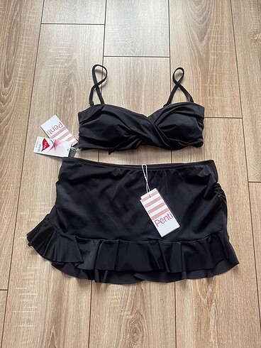 Etekli bikini takım