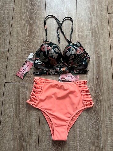 Yüksek bel bikini takım