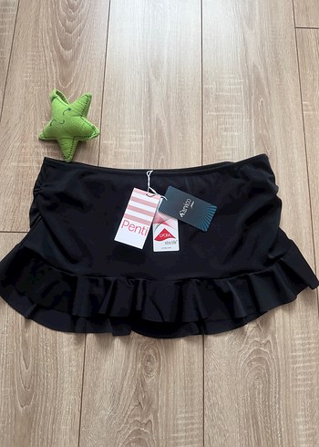 Penti Siyah Mini Fırfırlı Bikini Altı