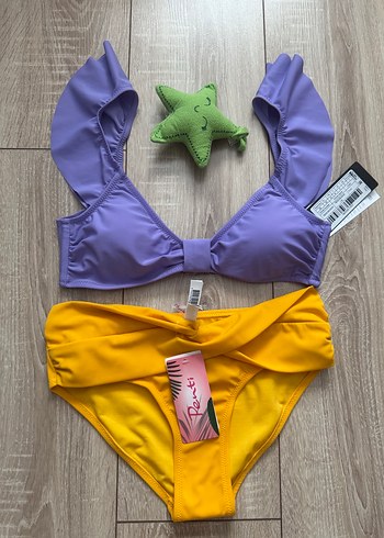 Penti Mor Askılı Üst ve Sarı Mini Bikini Altı