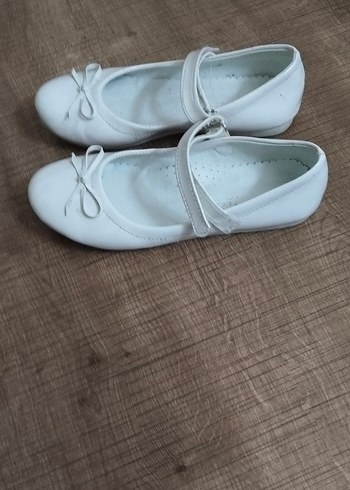 Kız Çocuk Beyaz Fiyonk Detaylı Babet - Görsel 2