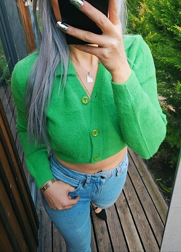 Yeşil yumoş crop hırka 