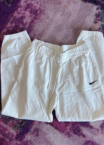 Nike Beyaz Esofman