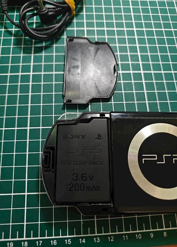 Beden Sony PSP El Konsolu ve Aksesuarları
