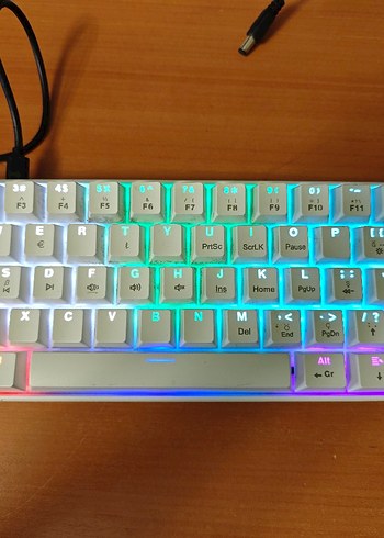 Blic T60 Red Switch TKL Beyaz Klavye