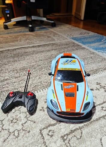 Aston Martin Uzaktan Kumandalı Araba