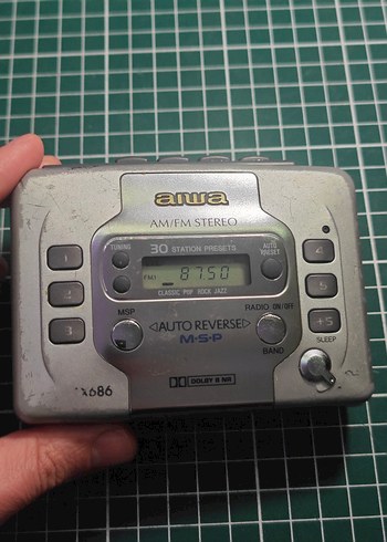 Aiwa TX686 Walkman Kaset Çalar Radyo - Görsel 5