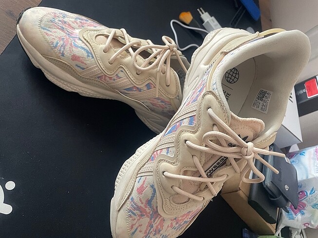 42 Beden Adidas Ozweego