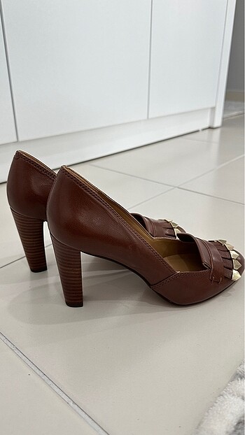 Nine West Kahverengi topuklu ayakkabı