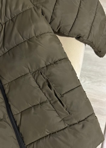 Kapüşonlu Erkek Çocuk Mont - Görsel 3