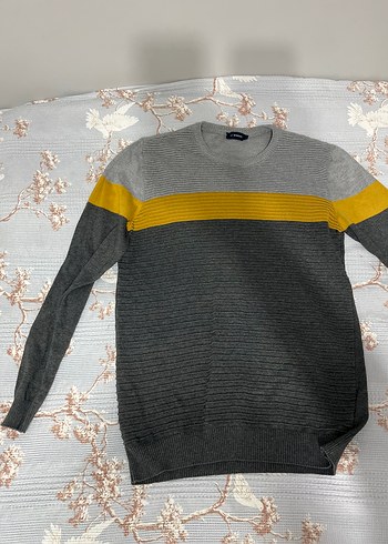LC Waikiki Gri Sari Cizgili Bisiklet Yaka Triko Kazak