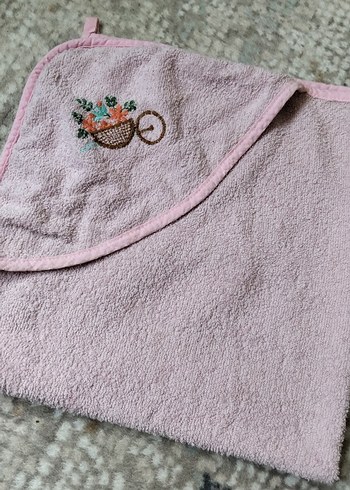 Bebek Nakışlı Pembe Bohem Havlu
