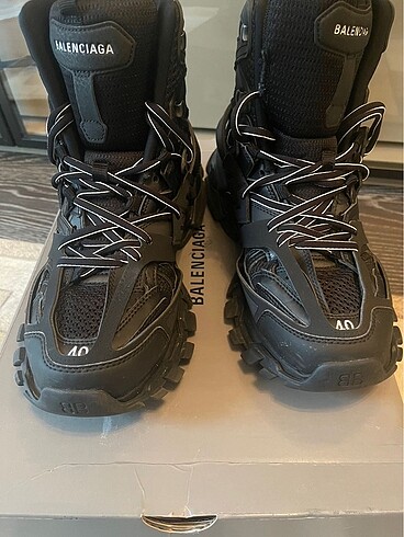 Balenciaga track - Görsel 3