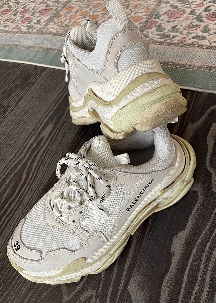 Balenciaga triple s - Görsel 2