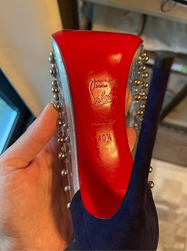 Louboutin stiletto - Görsel 7