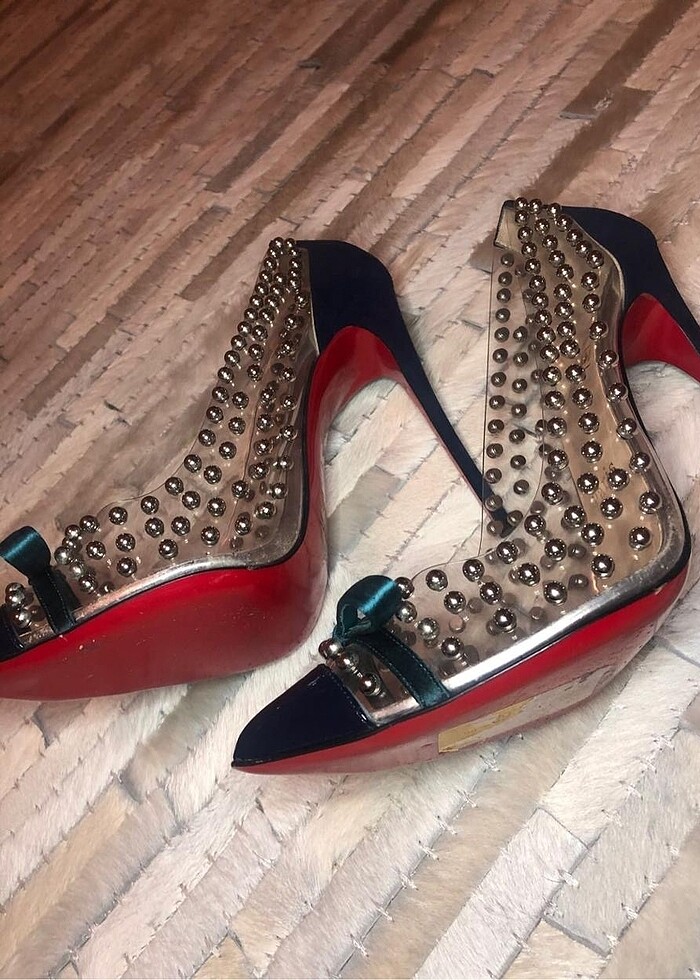 Louboutin stiletto - Görsel 5