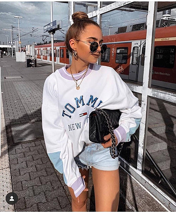 Diğer Tommy baskılı sweat