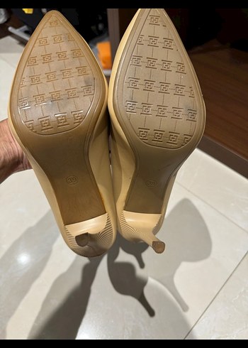 Bej Stiletto Topuklu Kadın Ayakkabı - Görsel 3