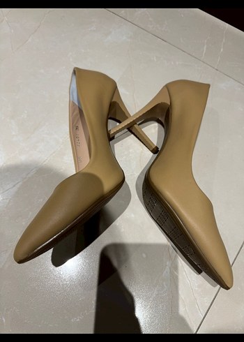 Bej Stiletto Topuklu Kadın Ayakkabı - Görsel 4