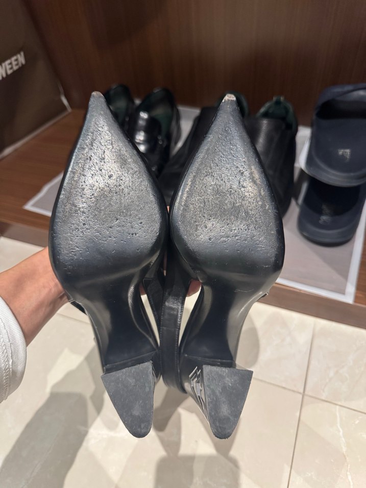 Kadın Siyah Deri Tokalı Stiletto - Görsel 4