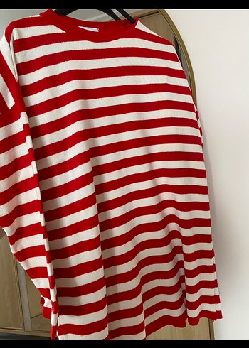 Kırmızı Beyaz Çizgili Salaş Kadın Kazak - Görsel 2